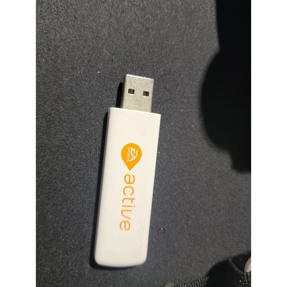 EA Sports Active 2 PlayStation 3 PS3 USB Dongle,‎ 2 Bands Leg, Arm